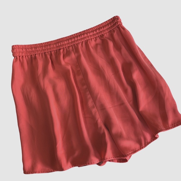 J. CREW MERCANTILE HIGH-WAIST CORAL SHORTS - Picture 9 of 16